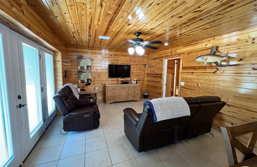 Perdido Beach House | 2-bedroom house in peaceful Perdido Beach with AC comfort
