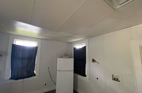 Chickasaw House | 2-bedroom house in Chickasaw