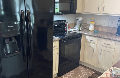 Crescent City House | 2-bedroom lake house on Crescent Lake.Close to Daytona, Orlando, St.Augustine
