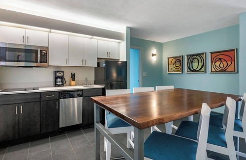 Daytona Beach Shores Condo | 2 Bedroom Oceanfront Condo, Sleeps 6, Daytona Seabreeze Resort!