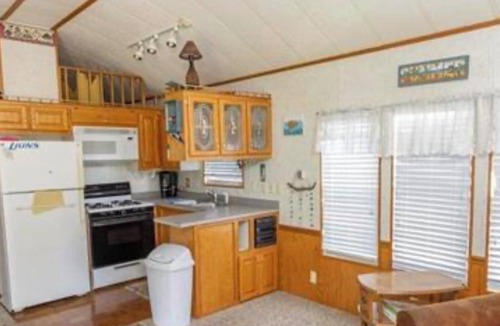 Hope RV Rental | 2-bedroom park model at the flats campground in beautiful Sanford mi