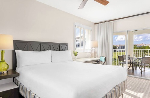 Williamsburg Resort | 2 Bedroom Villa Close to ALL Main Attractions in the Central Florida Area