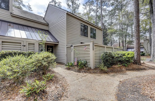 Sea Pines Villa | 2 bedroom villa located in Harbourtown