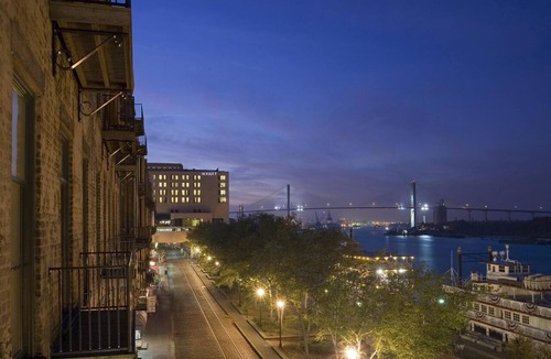 Historic District - North Hotel | 2 Connecting Suites at a 4⭐️ Hotel