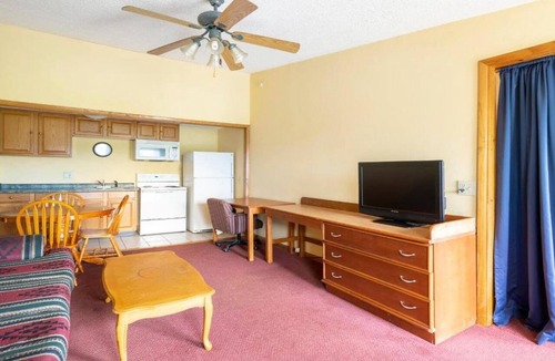 Daleville Apartment | 2 Full Beds | tDaleville AL