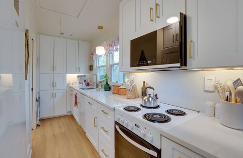 Forest Lake House | 2 Mi to Bryant-Denny Stadium! Pet-Friendly Home