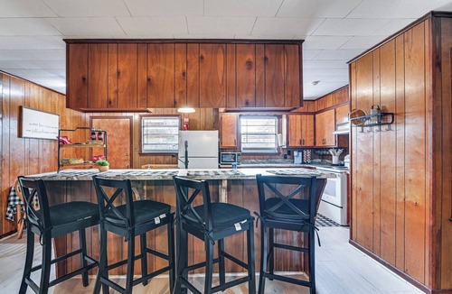 Starkville House | 2 Mi to MSU Campus! Family Abode w/Spacious Yard