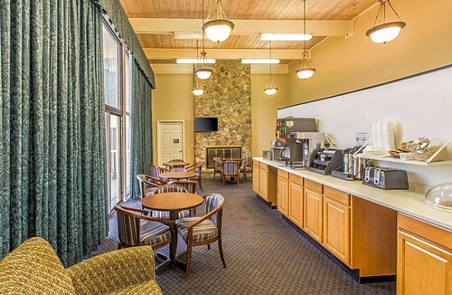 Thomasville Hotel | 2-Star Hotel ∙ Econo Lodge Thomasville