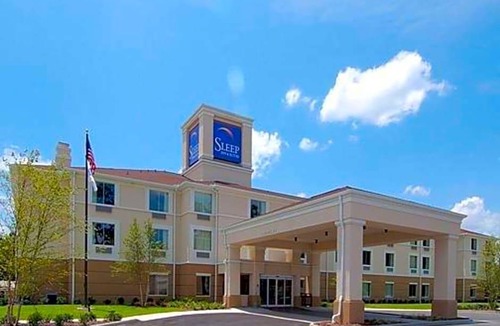 Palatka Hotel | 2-Star Hotel ∙ Sleep Inn & Suites Palatka North