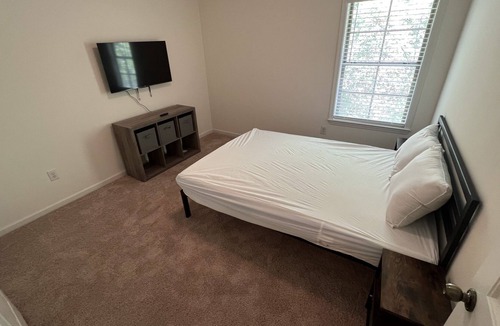 Hoover House | 2 Story, 3 Bed/2 Bath Townhome in the heart of Hoover, AL