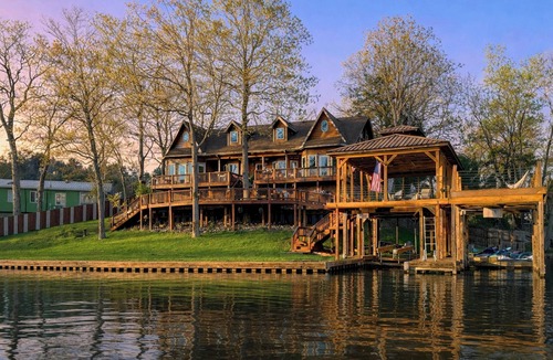Titus House | 2-Tier Dock w/Lift! Jordan Lake Family Retreat