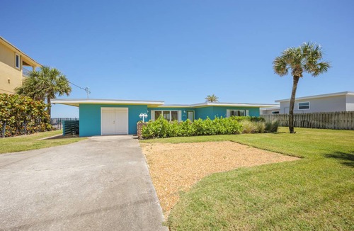 Painters Hill House | 223 m² House ∙ 3 bedrooms ∙ 6 guests