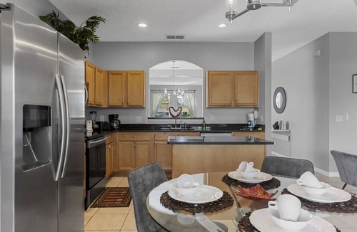 Davenport House | 25% Off 7BR Theme Villa! Pool/Spa/GameRoom