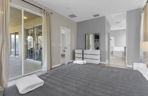 Davenport House | 25% Off 7BR Theme Villa! Pool/Spa/GameRoom
