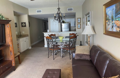 Long Beach Condo | 270+ 5star reviews don't lie! BREATHTAKING views off 14th floor double balcony