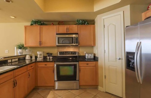 Gulfport Condo | 2BR Gulfport Condo with Stunning View