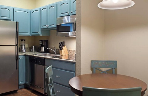 Boyne Falls Resort | 3-4 nites in a cozy 1 BR resort in charming Boyne Falls with AC & fitness room