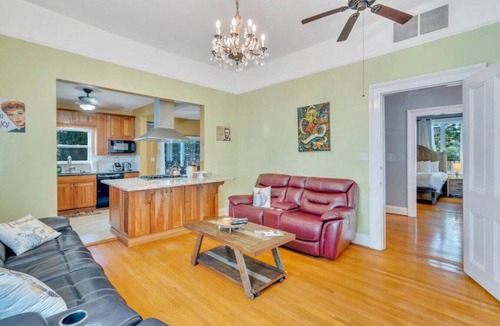 Faubourg Delassize House | 3 BD Home Located in <3 of Uptown!