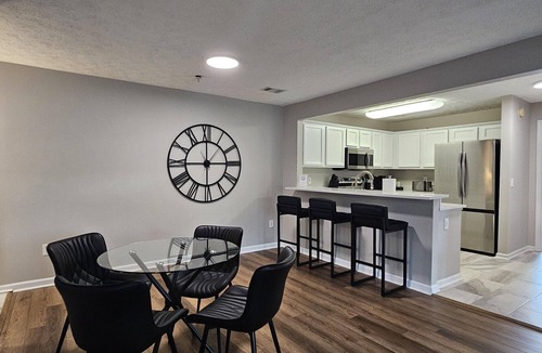 Auburn Condo | 3 bed/3 bath condo close to everything! 1.5 miles from Jordan-Hare Stadium