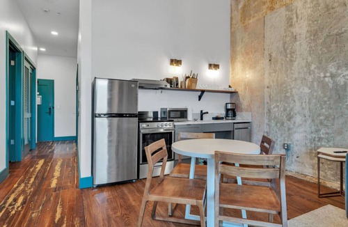 French Quarter Bed & Breakfast | 3 Bedroom Apartment, French Quarter, Near Superdome, Canal St, Central
