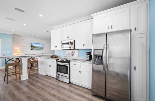 Pass Chateau Harbor House | 3 Bedroom Bay Front Home with Private Pool