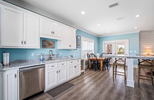 Pass Chateau Harbor House | 3 Bedroom Bay Front Home with Private Pool