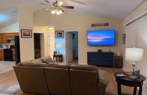 Palatka House | 3-bedroom home in and charming Palatka