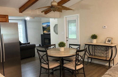 Toledo House | 3-bedroom house in delightful Toledo with cool AC and comfort great Location