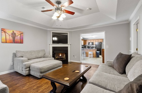 Northport House | 3-bedroom house in lovely Northport. Located near River Run Park and UA Campus.
