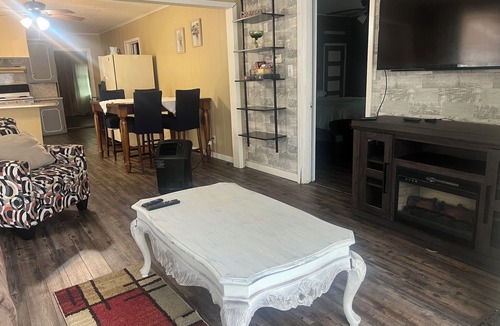 Lawson House | 3 bedroom house in perfect 2 acre property in Strong, AR. Much peace and comfort