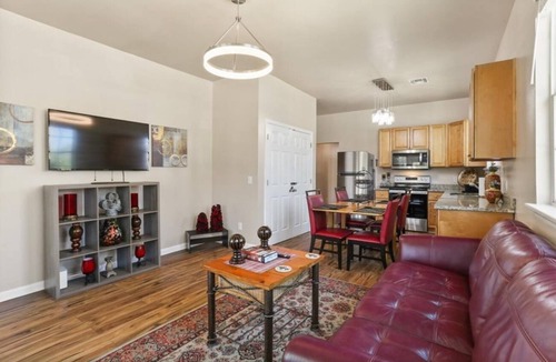 Audubon House | 3-bedroom house in delightful New Orleans with central cool AC