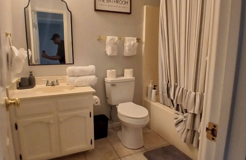 Shenandoah House | 3-Bedroom House, private, off-street, covered parking, near food, shopping, fun
