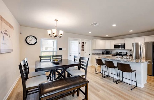 Denham Springs House | 3-bedroom house in serene Denham Springs with AC