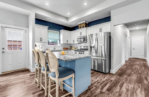 Ono Island House | 3-bedroom house with fenced yard and private pool