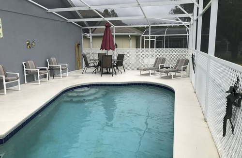 Florida Pines House | 3 Bedroom Pool Home