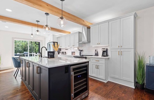 Marietta House | 3 King Beds|Pool|Fire Pit|Screen Porch|Work Spaces