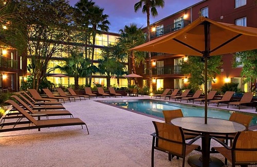 Arts/Warehouse District Hotel | 3-Star Hotel ∙ Courtyard by Marriott New Orleans Warehouse Arts District