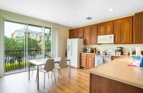 Florida Central Atlantic Coast House | 3-Story Townhome at Vista Cay Resort