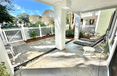 Baytowne Wharf House | 310 Pilot House