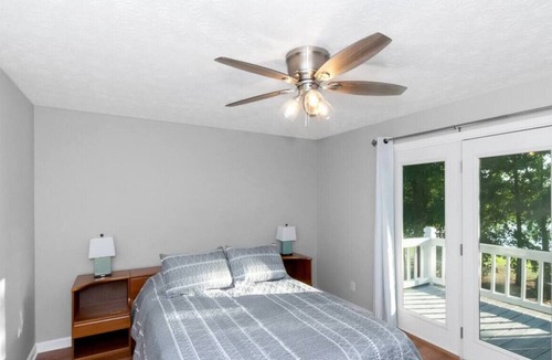 Eatonton House | 3BR-2BA Lake Oconee Retreat