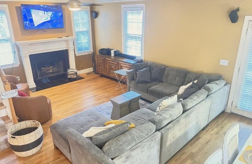 Summerhill House | 3BR Atlanta Home Minutes to Mercedes Benz Stadium