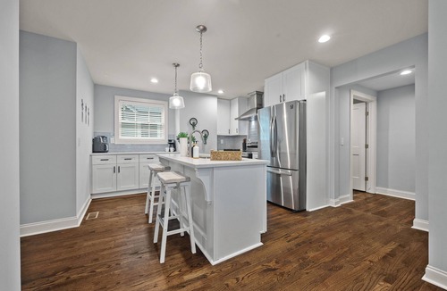 Westview House | 3BR Atlanta Retreat Near Benz Stadium
