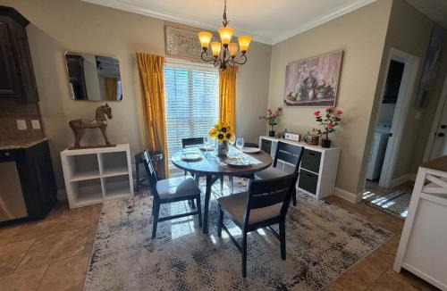 Hahira House | 3BR Retreat I-75 Nearby Drive to Wild Adventures