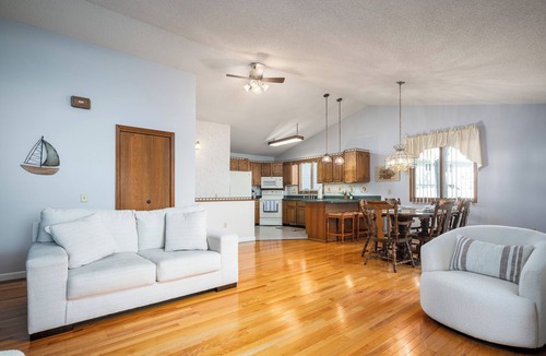 Wolf Lake House | 4-bedroom/2.5 bath Lake house in Muskegon on peaceful Wolf Lake
