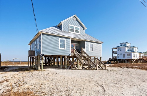Dauphin Island House | 4 bedroom bayside home