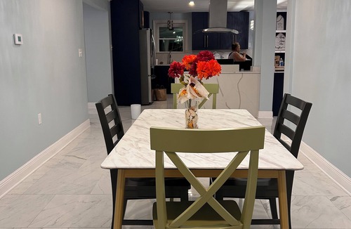 Kenner - Louis Armstrong International Airport House | 4-bedroom house in fabulous Metairie with AC, WiFi. Enjoy your stay