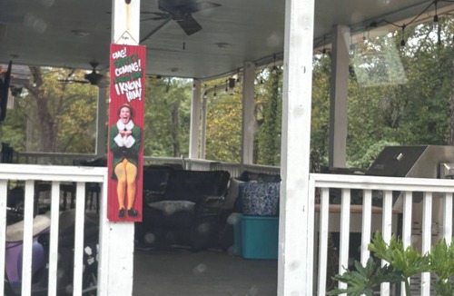 Tuscaloosa House | 4-bedroom house in Tuscaloosa 35406. 2 miles to campus. Awesome covered deck.