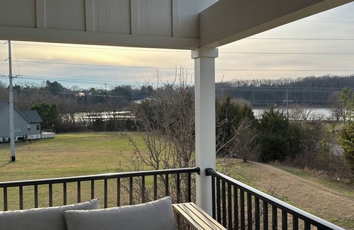 Winchester House | 4-bedroom Lake house in Twin Creeks Winchester TN with Lakeview's, hot tub, pool