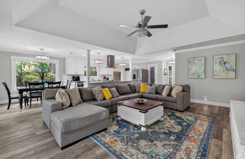 Saint Simons Heights House | 4 bedrooms 2 1/2 baths with pool that can be heated.