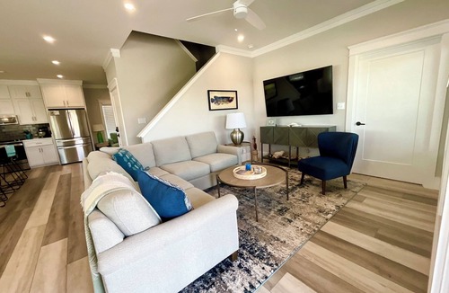 Morgantown House | 4 King Beds, Pools, Easy Beach Access